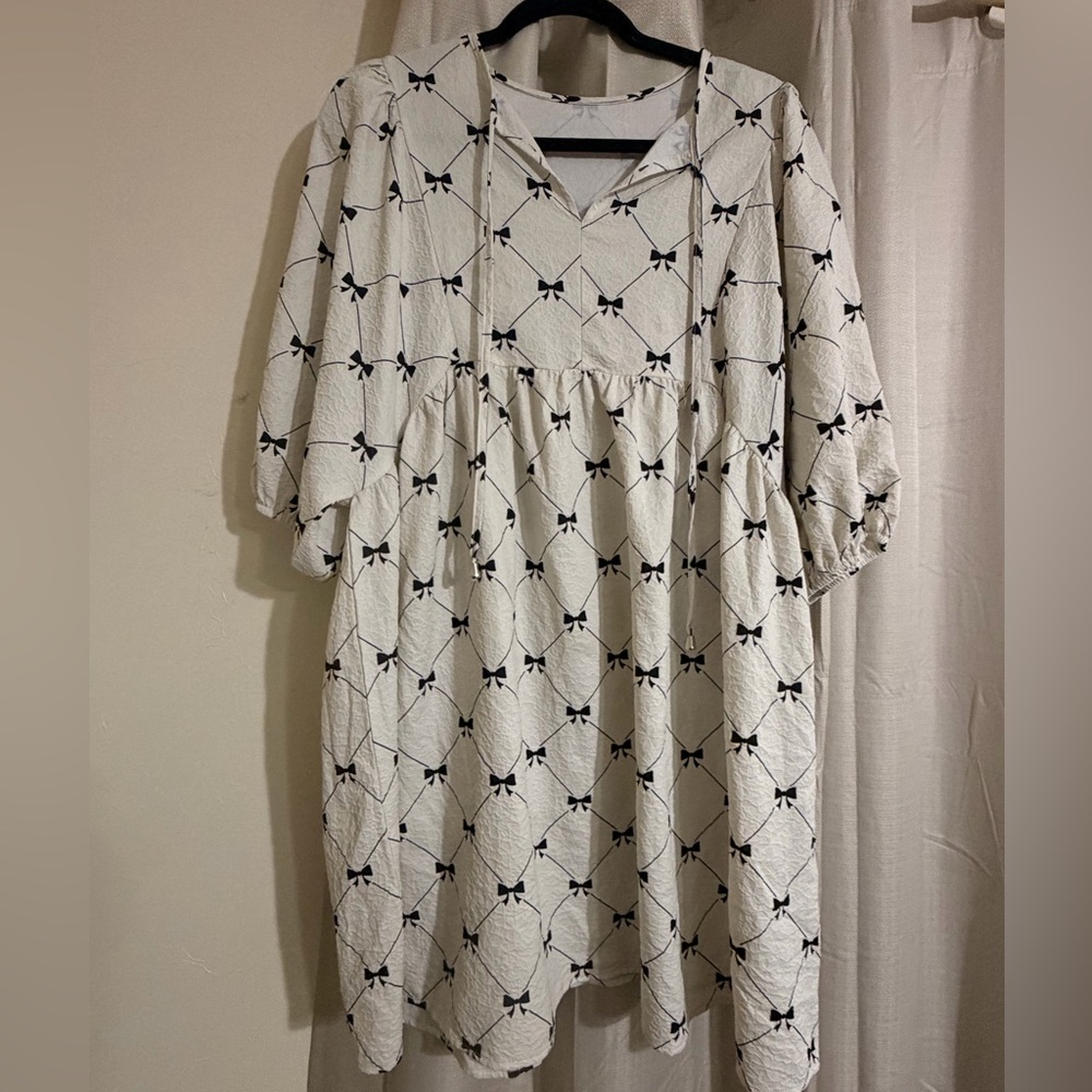 -Sold- White Dress with Black Bow Pattern
